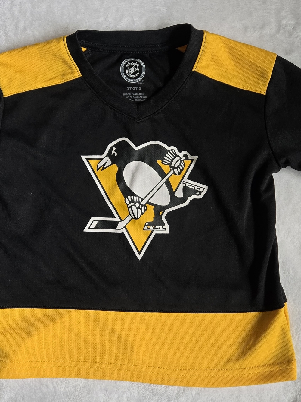 NHL Kids Black and Yellow Pittsburgh Penguins Jersey Shirt